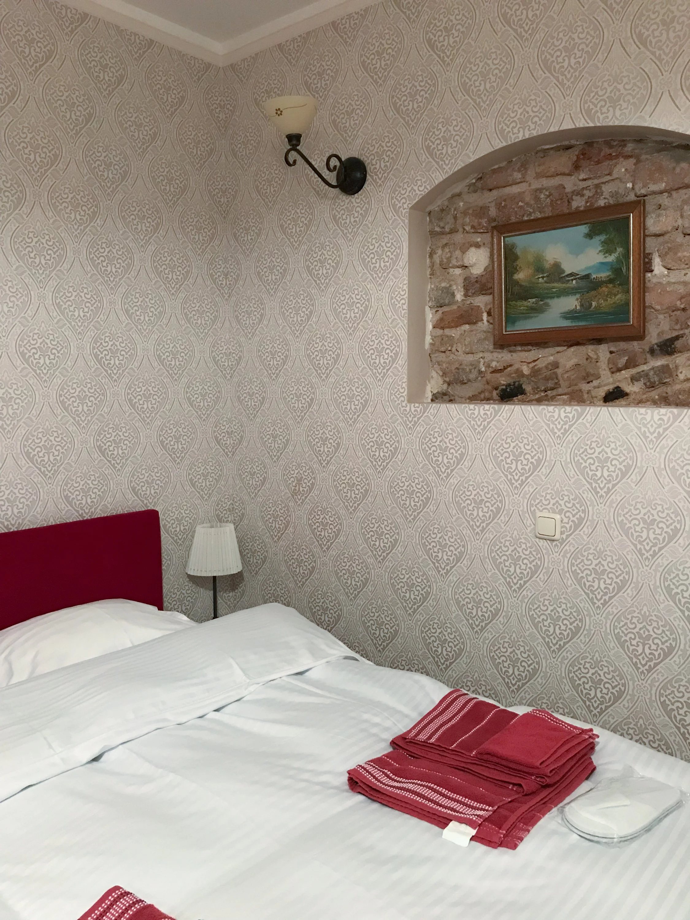 Rooms 033.jpg