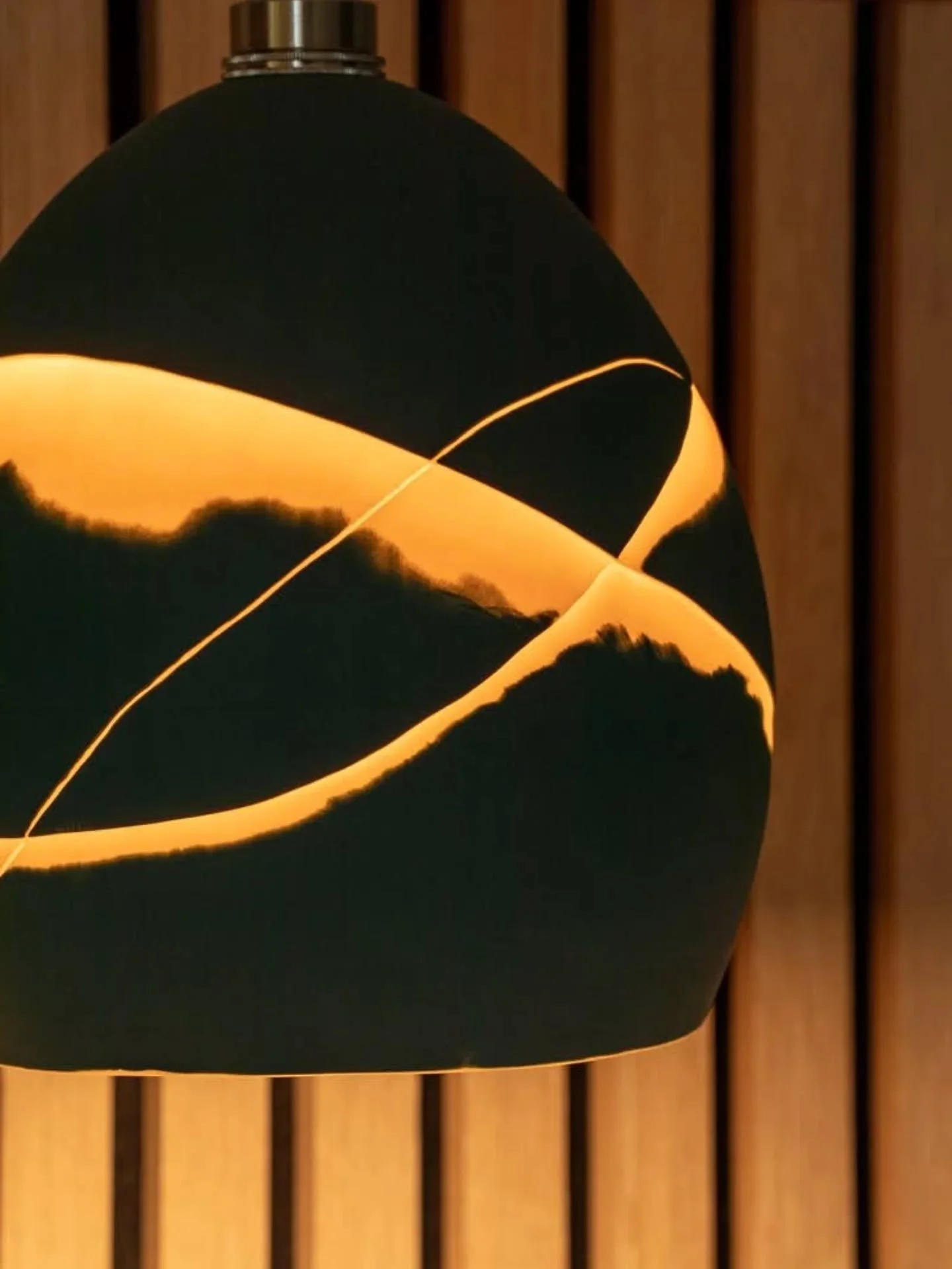 Well, 2025, you were memorable.

I've had a really good year in business, 6 shows, so many lights and wonderful experiences. And also the saddest of times personally, with the loss of our dear westie Dexter, my studio sidekick, which tumbled our litt