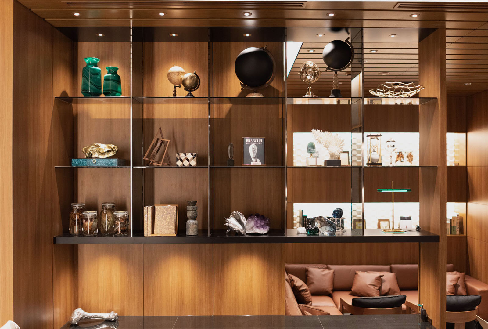 2F-SHELF㈪_edited-1.jpg