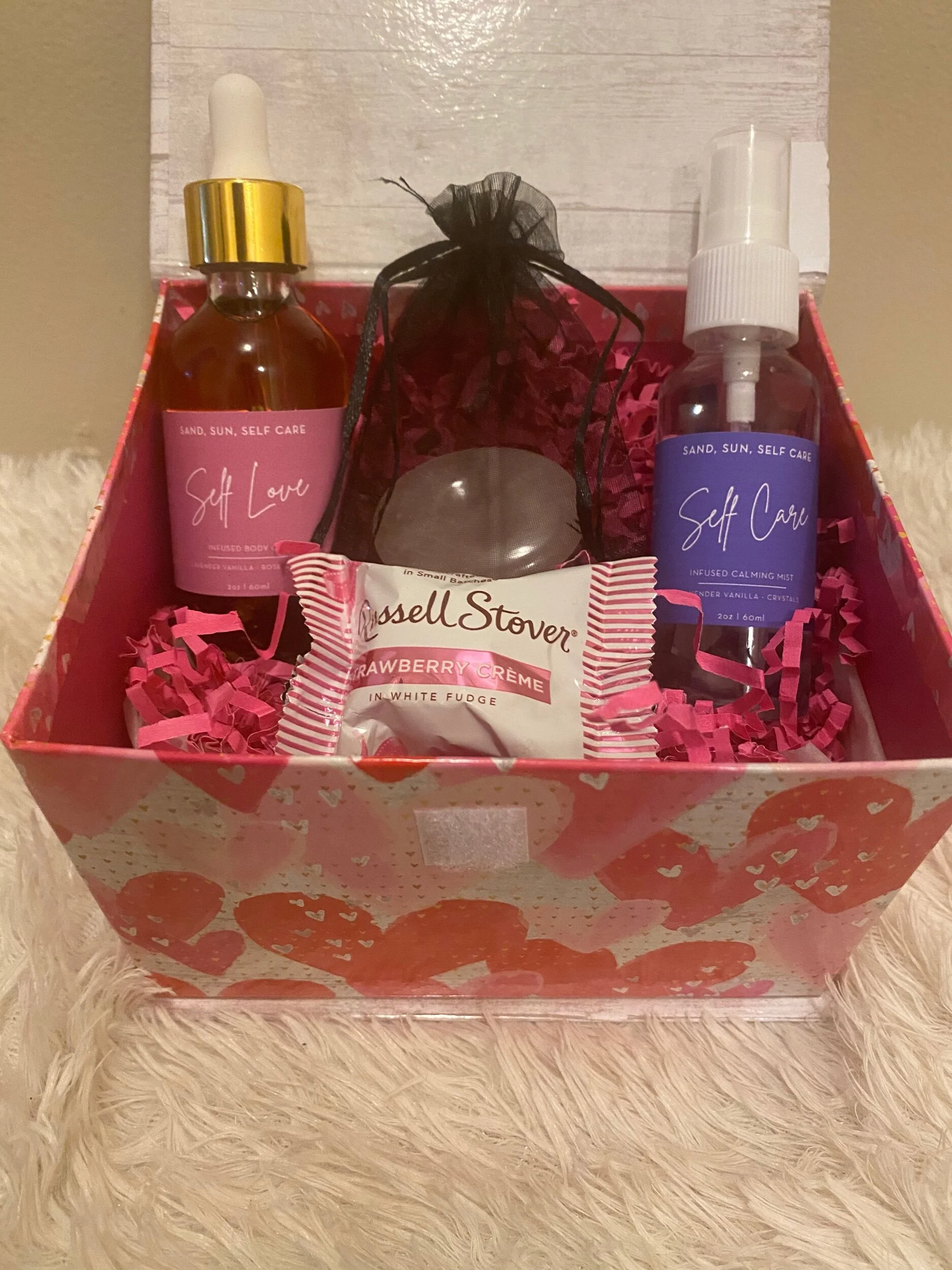 9B043695-1E4B-472A-846B-7E2421165EC3