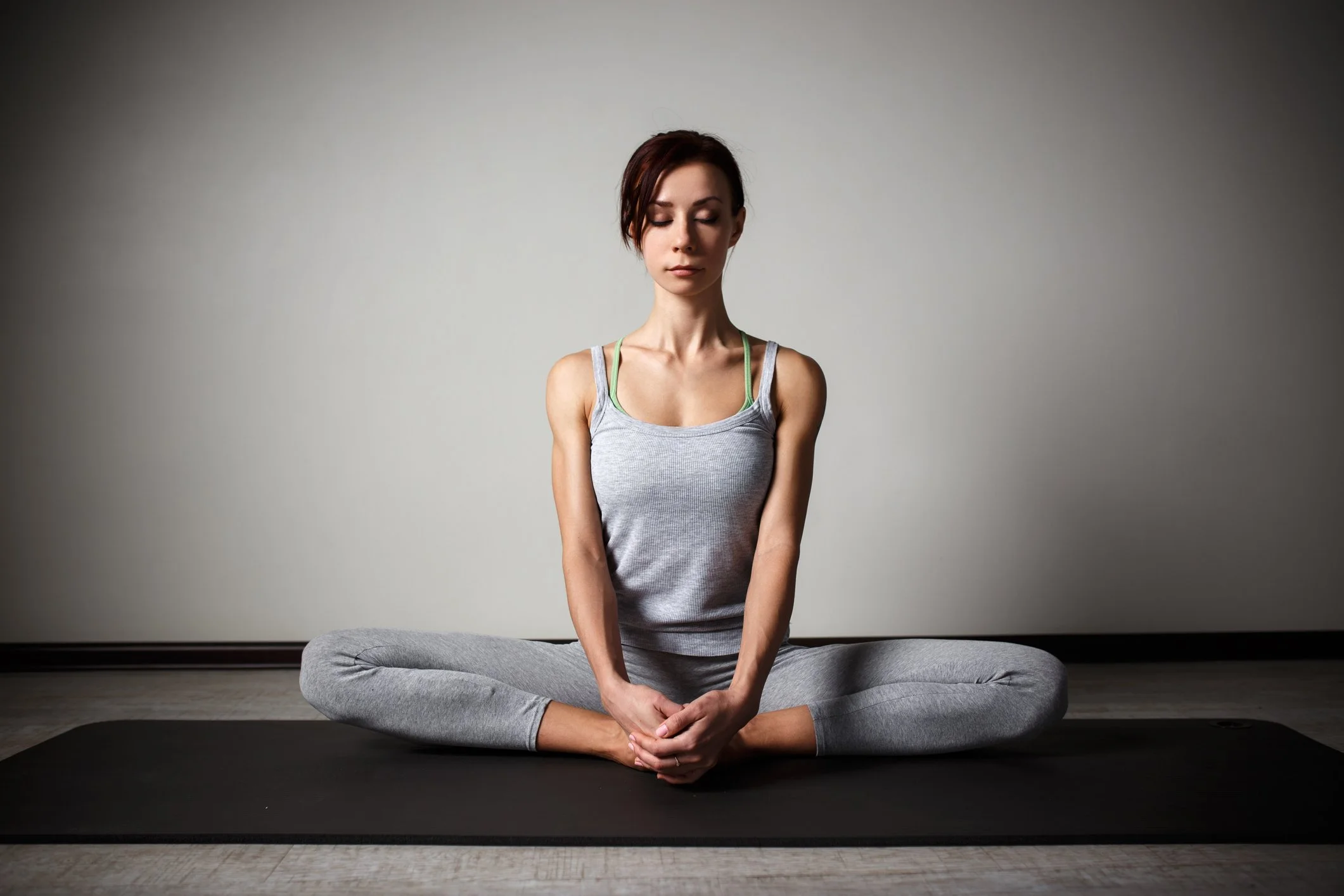 Why You Should Do Yoga Before Bed โ Emerald Yoga Studio