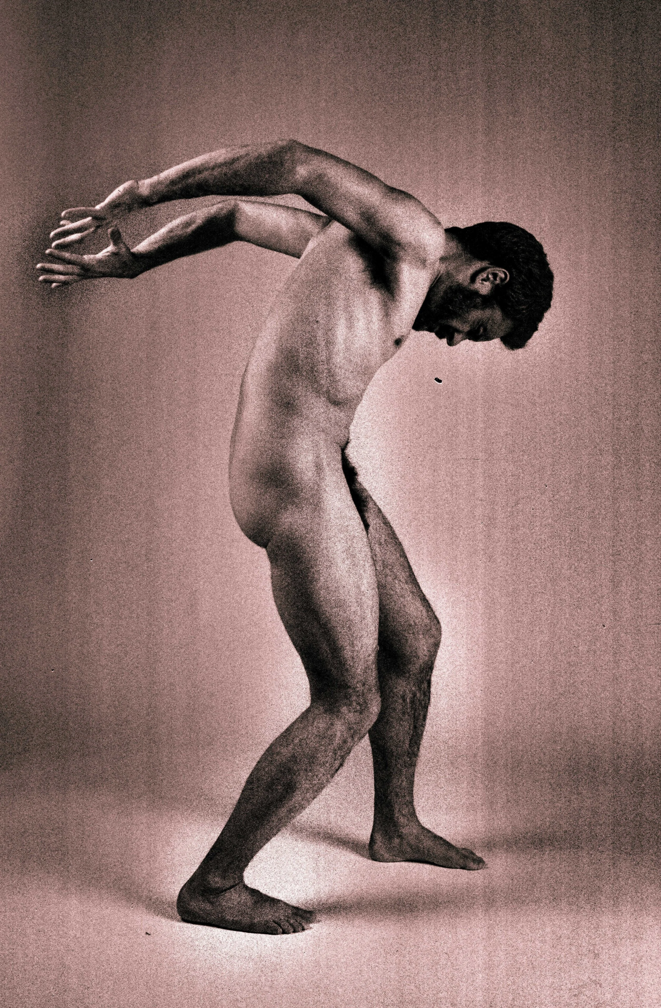 Pia Pentzlin headshotsisyphos reduced size (7 of 9).jpg