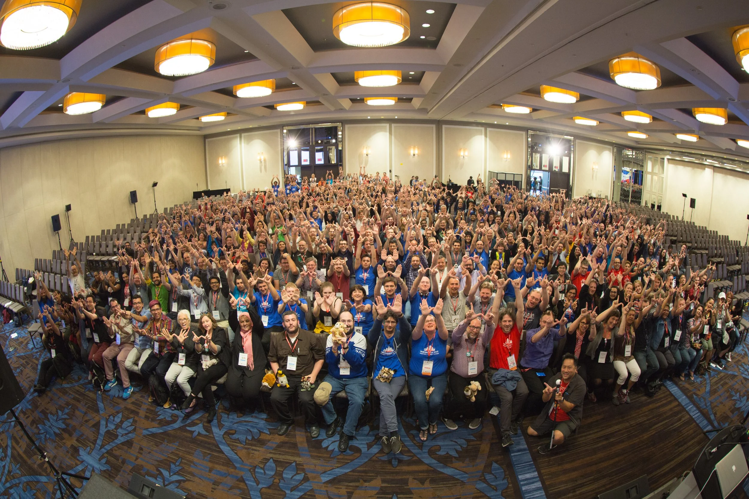 Wikimania_2017_Closing_Ceremony_Group_Photo-4.jpg