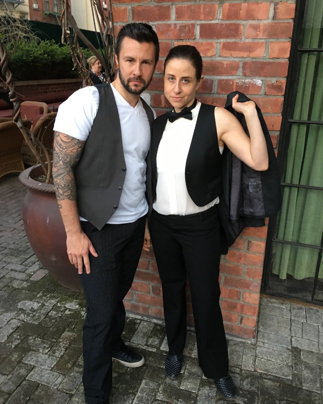 Kicking it back to 2016 when #flashbackfriday was still a thing!

Check out lil Kelly and Roseanne. Dressed in our black tie best at a queer prom for @centerforantiviolenceeducation pouring a little tea for good luck, and taking beach adventures on o