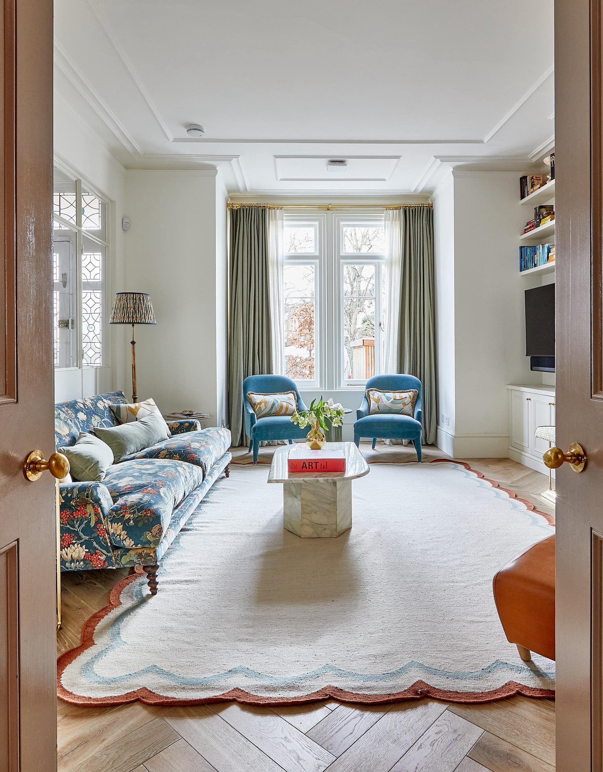 Sitting-Room-From-Vestibule-Macfarlane-Van-der-Heul.jpeg