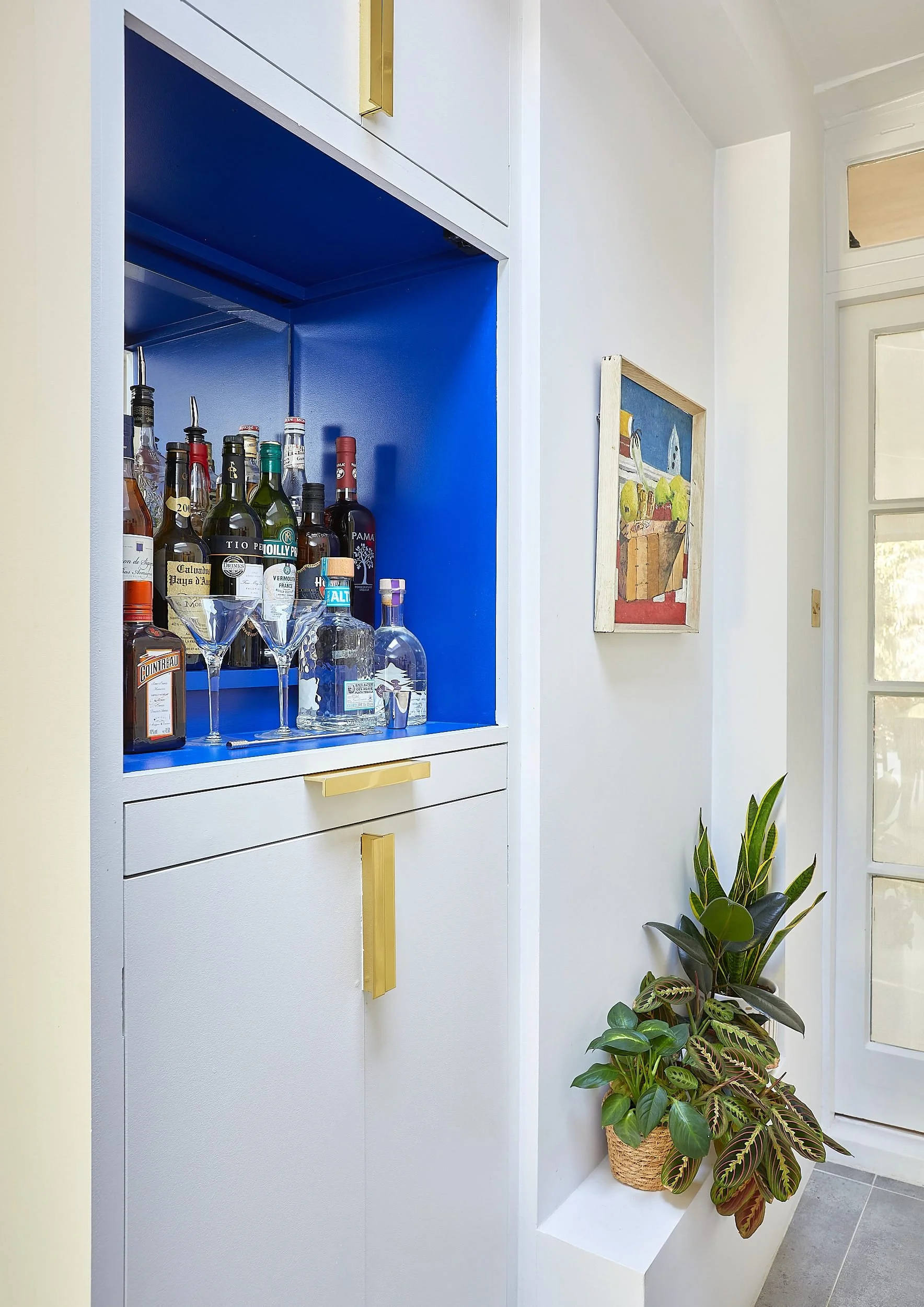 Kitchen-Bar-angle-Macfarlane-Van-der-Heul.jpg