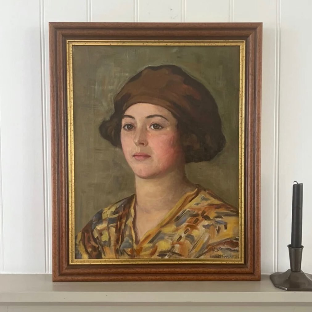 A moody 1940&rsquo;s Swedish portrait acquired from @barnstarfineart for our Mapesbury project. We love sourcing vintage art. It&rsquo;s budget-friendly and adds instant soul to new interiors. 

#artandinteriors #vintageart #interiors #interiordesign