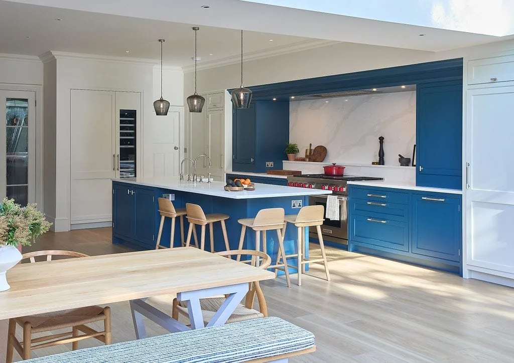 Kitchen-Dinner-Table-Bench-Macfarlane-Van-Der-Heul.jpg