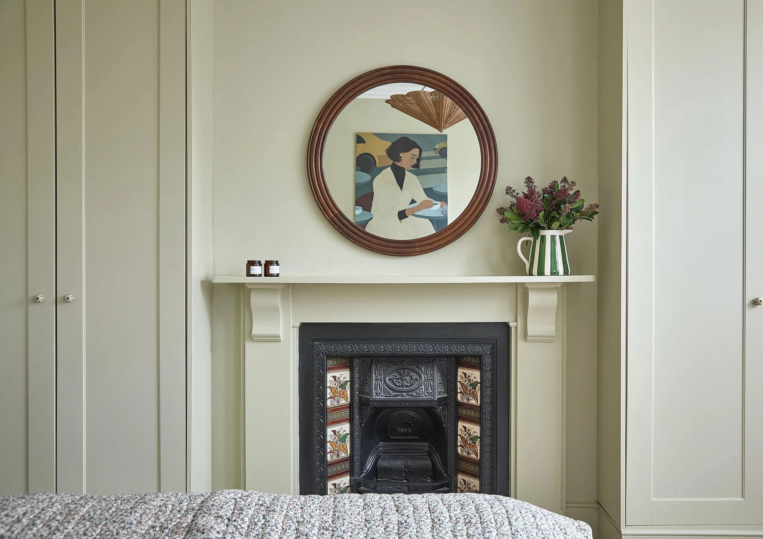 Bedroom-Fireplace-Wardrobes-Macfarlane-Van-Der-Heul.jpg