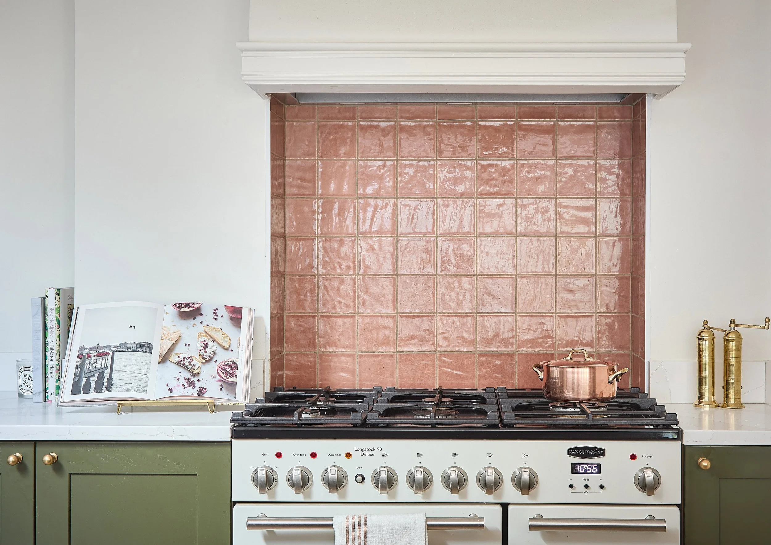 Kitchen-detail-cooker-Macfarlane-Van-Der-Heul.jpg