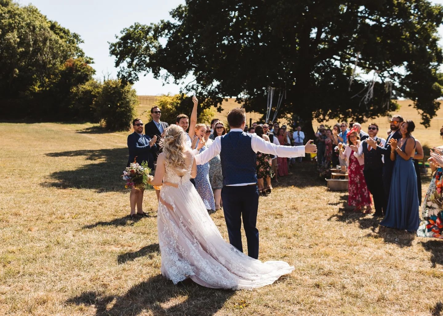 That just married feeling 🎉

Loved the free spirited, laid back vibe of this festival style wedding. Im a massive fan of a humanist ceremony and how personal and emotive they are! Especially when drinks during the ceremony are encouraged! 🥂

@fiest