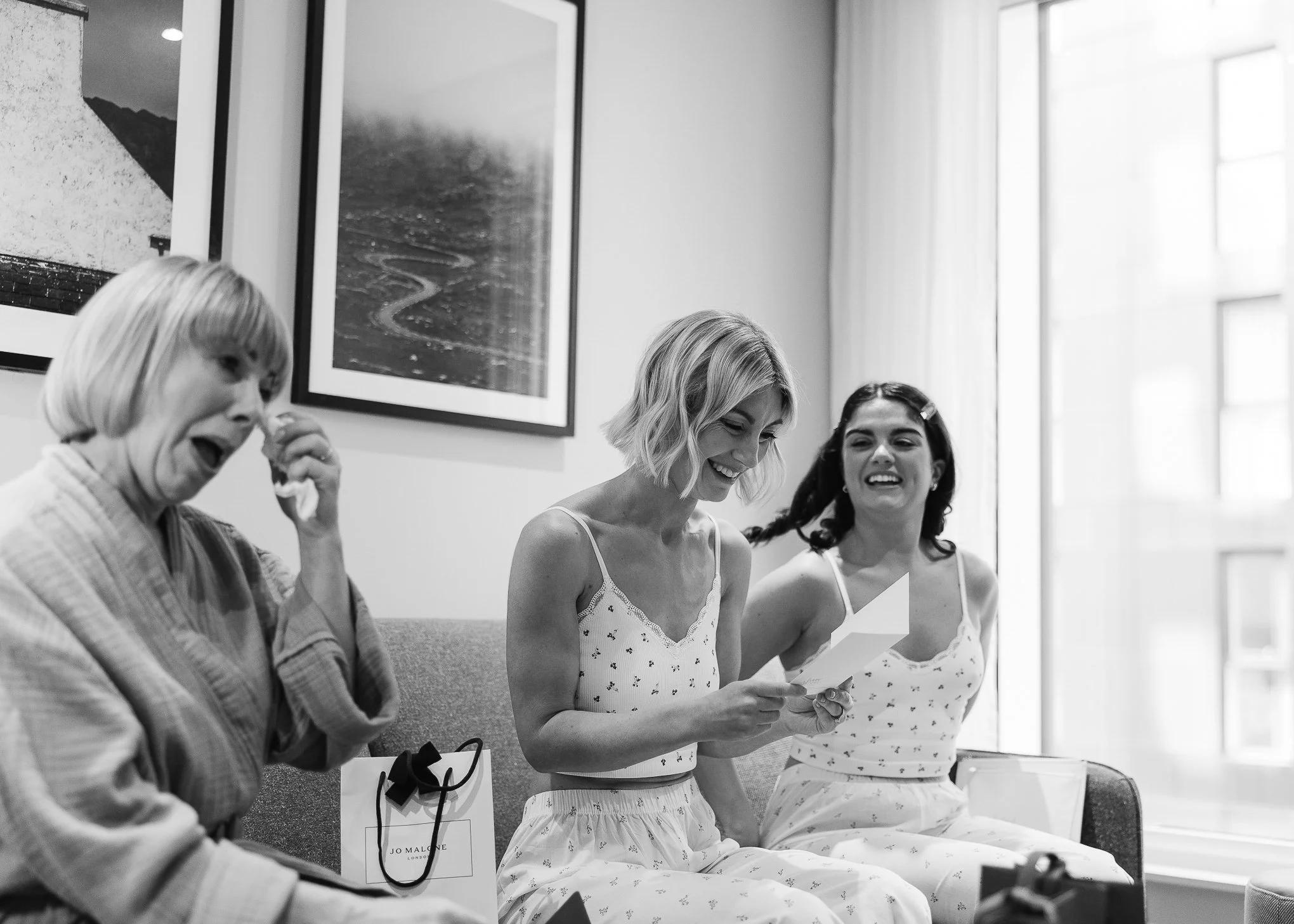 Modern Relaxed Marylebone Italian Greyhound Wedding-7.jpg