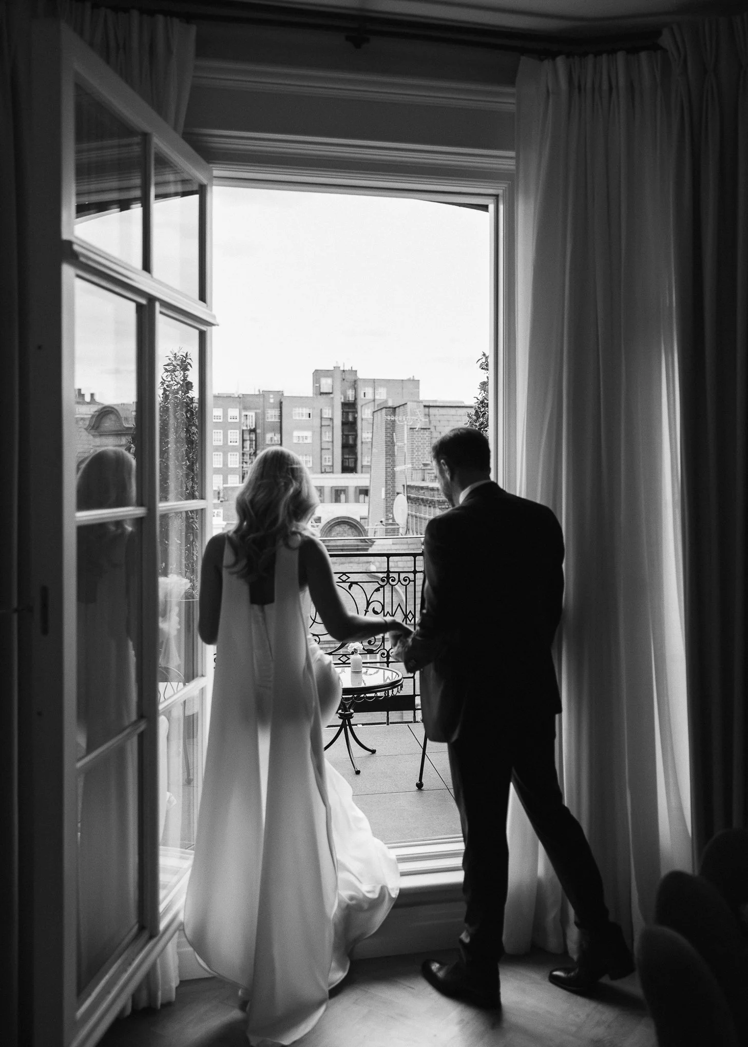 Elegant modern intimate Chelsea Town Hall Ivy Garden Wedding Photography-15.jpg