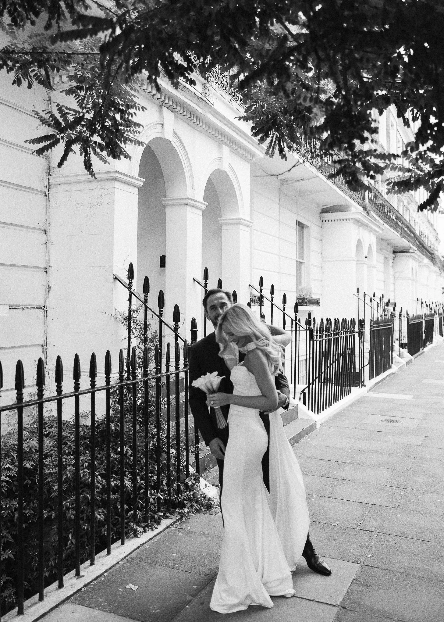 Elegant modern intimate Chelsea Town Hall Ivy Garden Wedding Photography-88.jpg