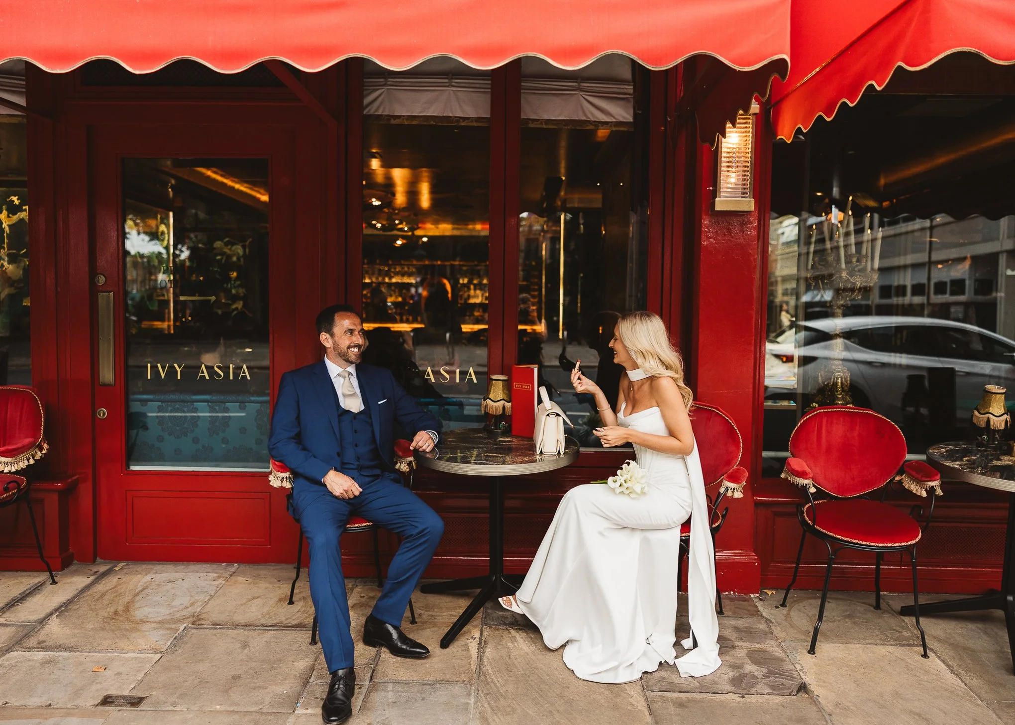 Elegant modern intimate Chelsea Town Hall Ivy Garden Wedding Photography-93.jpg