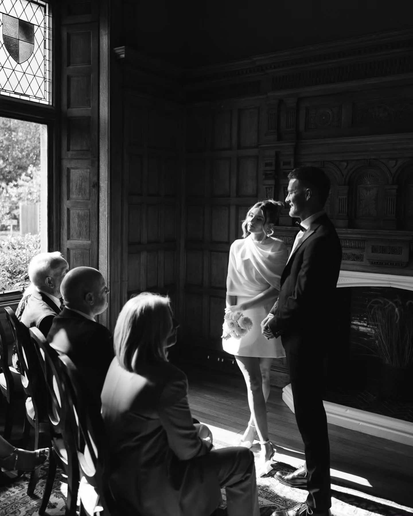 What a start to this year's wedding season 🖤 These two had their intimate UK wedding ahead of their abroad wedding next month! Was such a pleasure to capture it for them 🖤

@oddmuselondon giving modern luxury as always! 🤍
@styledbystiling 
@gemmat