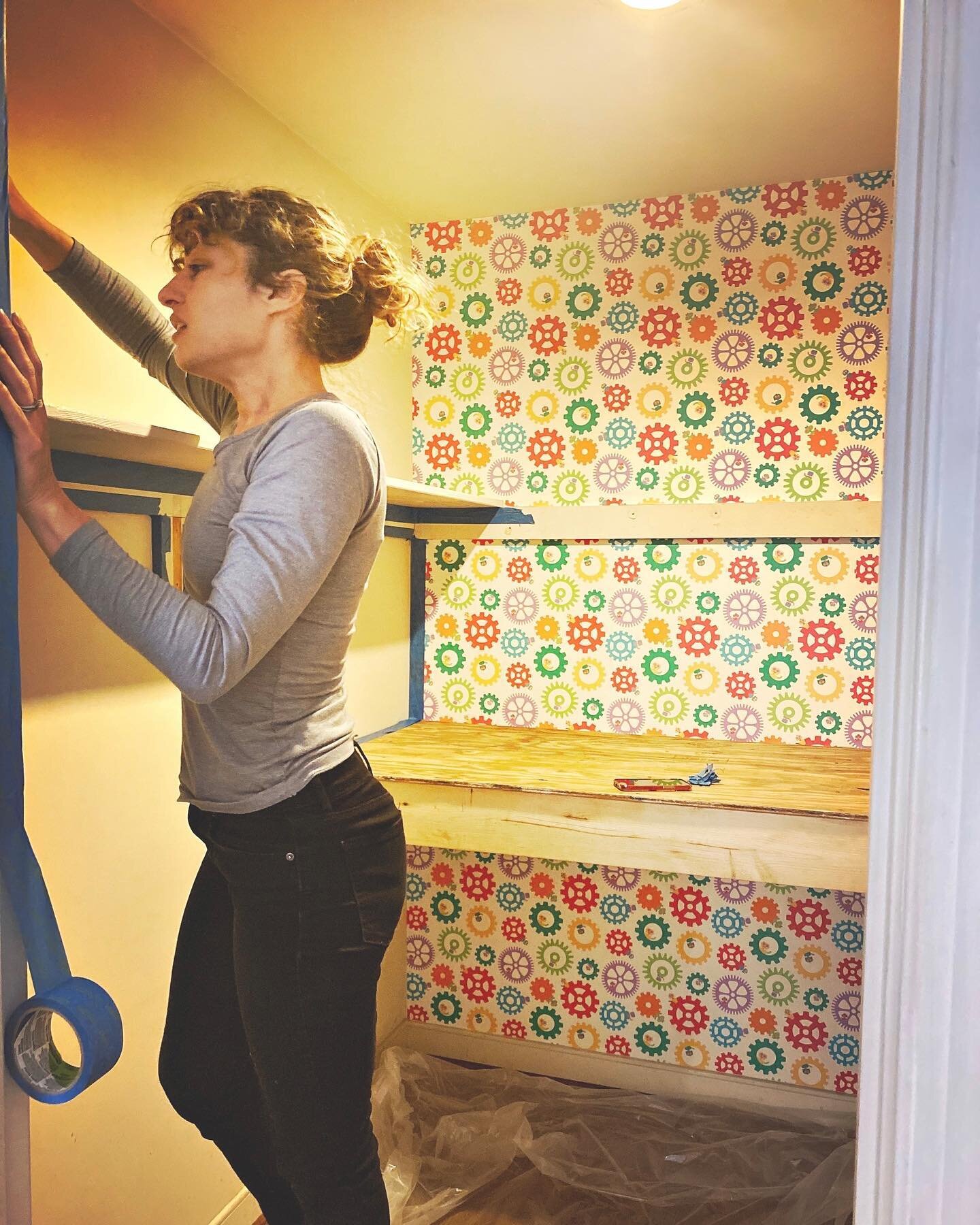 *TRANSFORMING A CLOSET INTO A TINKER ZONE - PART II*
.
After we installed the loft, @klnemett got to work doing her @finely_feathered magic.
.
First, she wallpapered. Then, she repainted the walls and trim, and cobbled together a custom foam pad out 