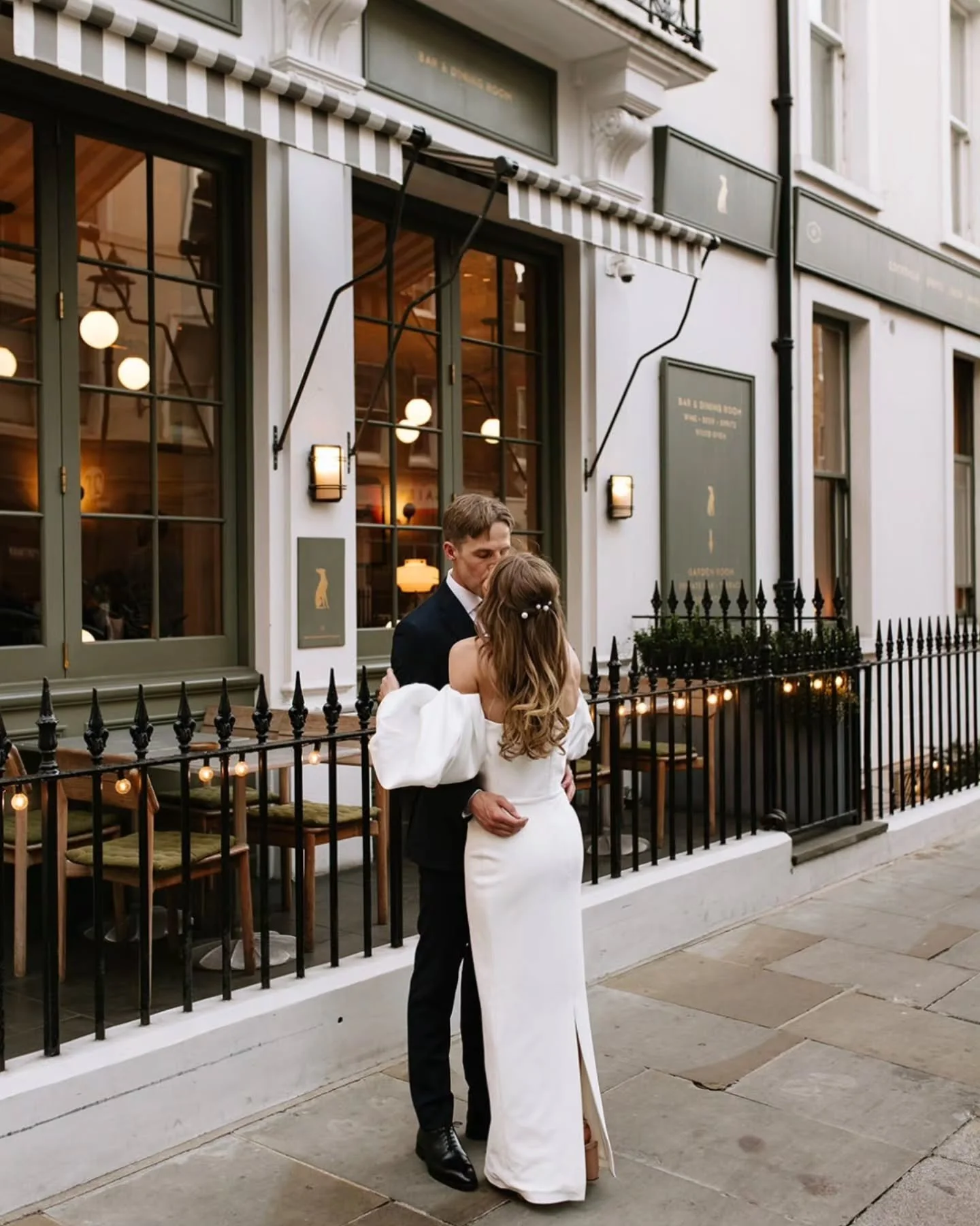 The Old Marylebone Town Hall + The Italian Greyhound = A match made in heaven ✨️

Cant wait to be back this year 🙌

@greyhoundmarylebone
@solacelondon 
@sariamariemua
@hairbykirstysanwell 
@contentinlove
@pickalilyflorist.co.uk 
@_mytypeonpaper_ 
@r