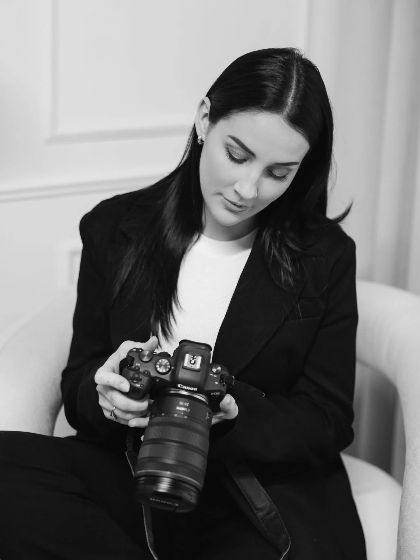 I think It&rsquo;s about time I properly introduce myself on here before a busy wedding season kicks in!

I&rsquo;m Grace. A wedding and portrait photographer, memory keeper, and the one usually behind the camera.

I&rsquo;m a wife, a mum (aka tiny h