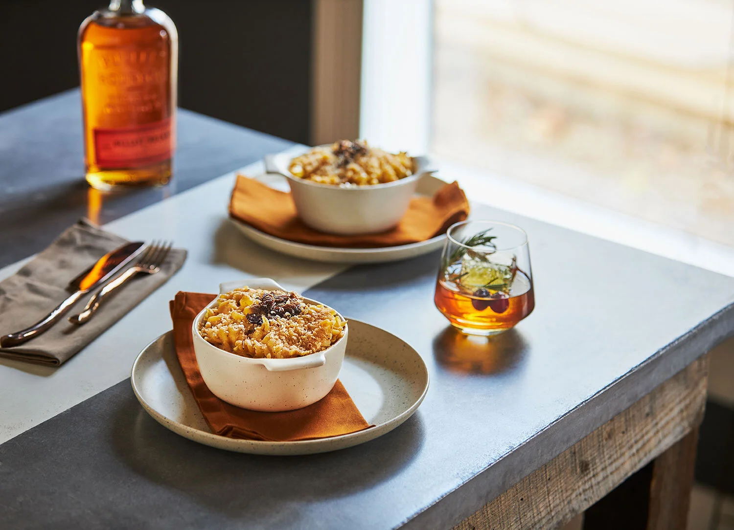 bulleitpairing-shortribmaccheese.jpg