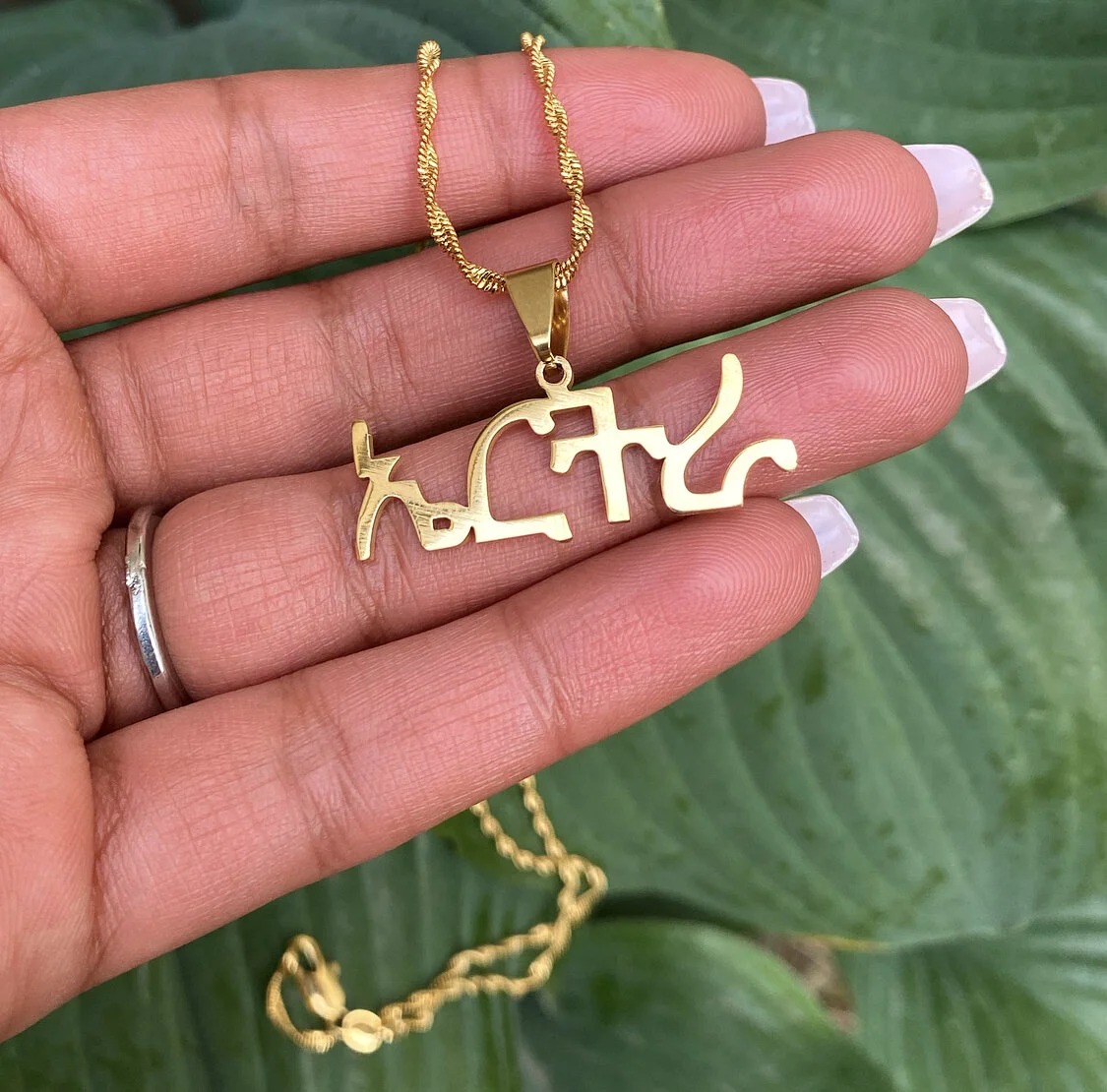 7B1171BC-E480-424A-82B9-3DCB77F80994