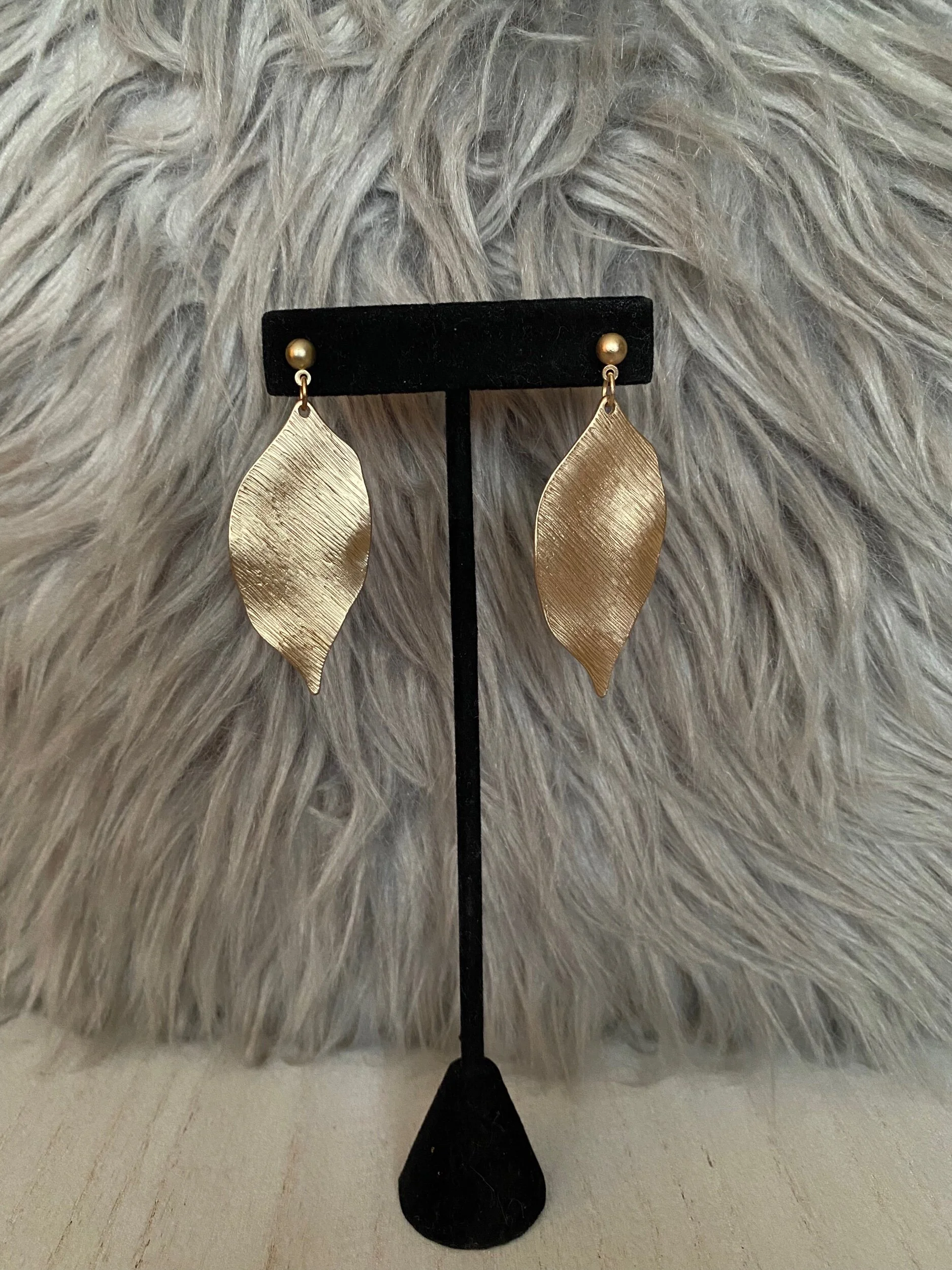 37A81E15-4EA9-451B-ABC3-F360B5652D28