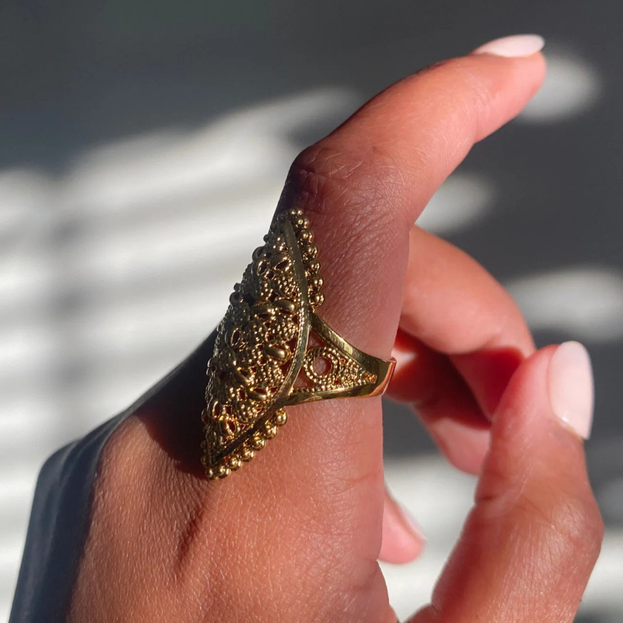 9185CC35-0638-451F-83F6-7227E0F9EFF4