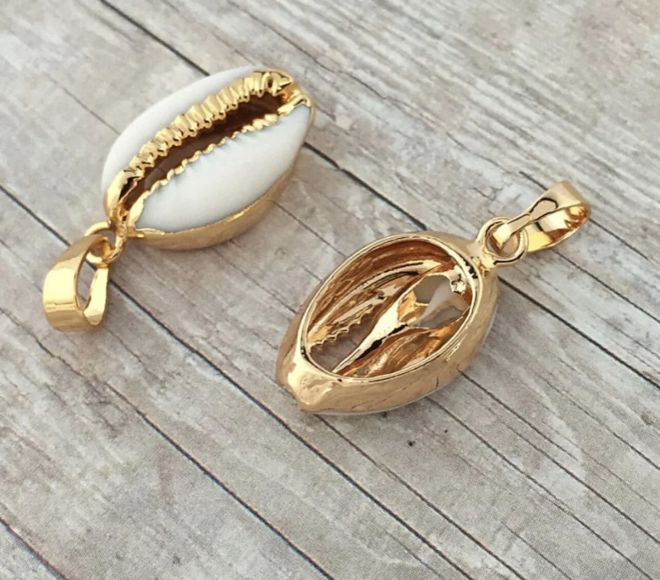 2302EAA0-6AEF-4F29-9CE8-87BA8AE208FC