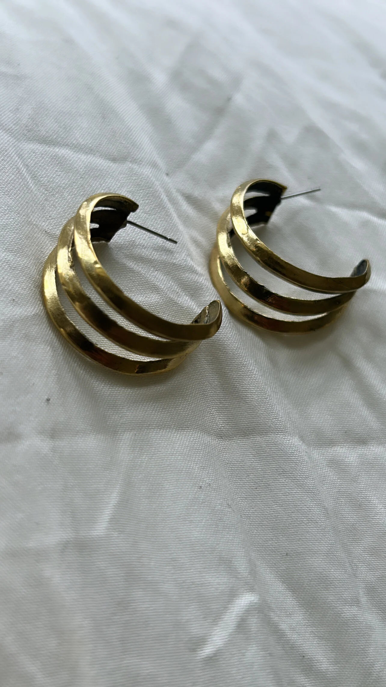 17DF3598-0171-4E60-849C-2DC85EE49C71