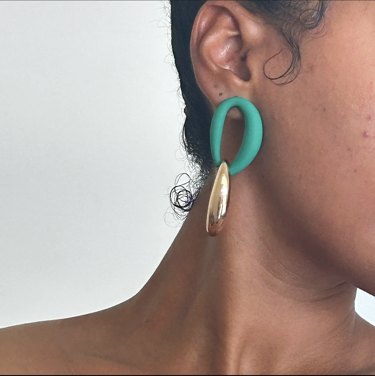 B584148F-8FD6-430B-91A2-AECA9FB0809A