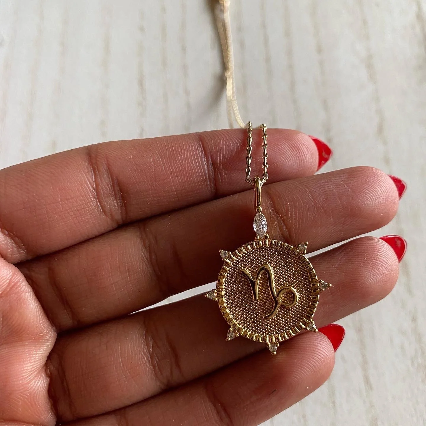 9CDE75C7-3FD9-4E4E-8781-46836847E821