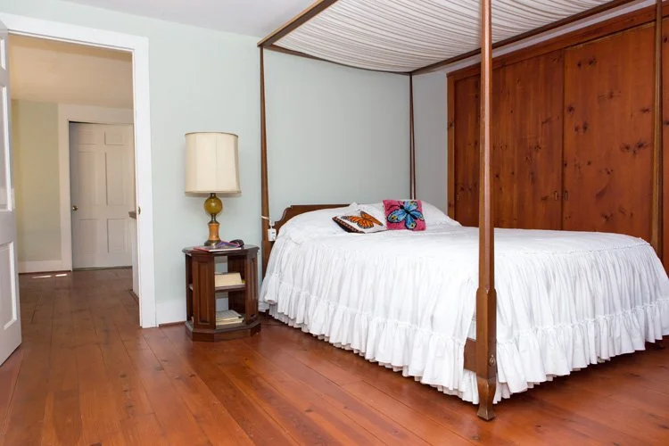 Up-Bedroom.jpg