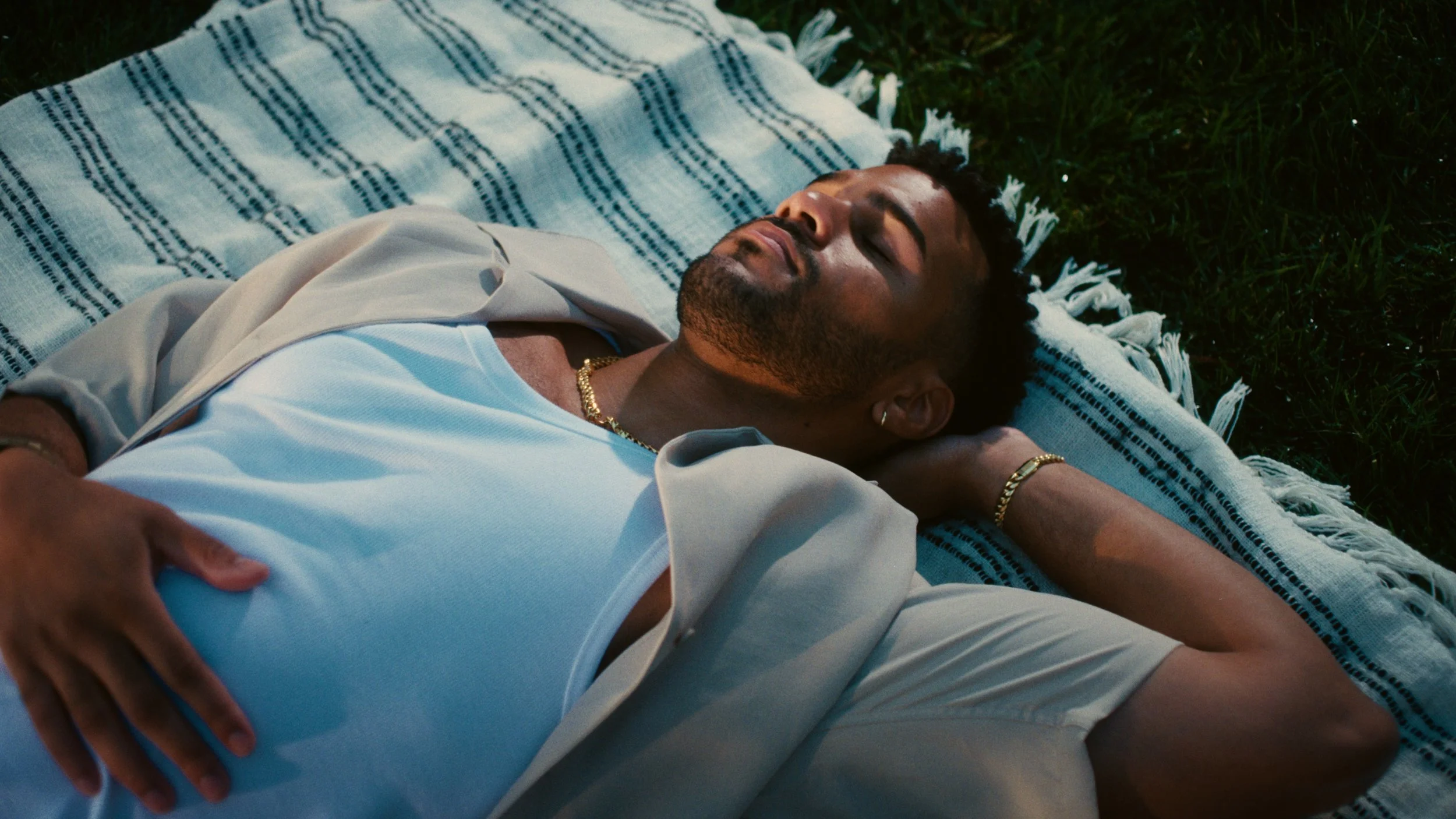 Still 2025-11-21 165337_1.12.2.jpg