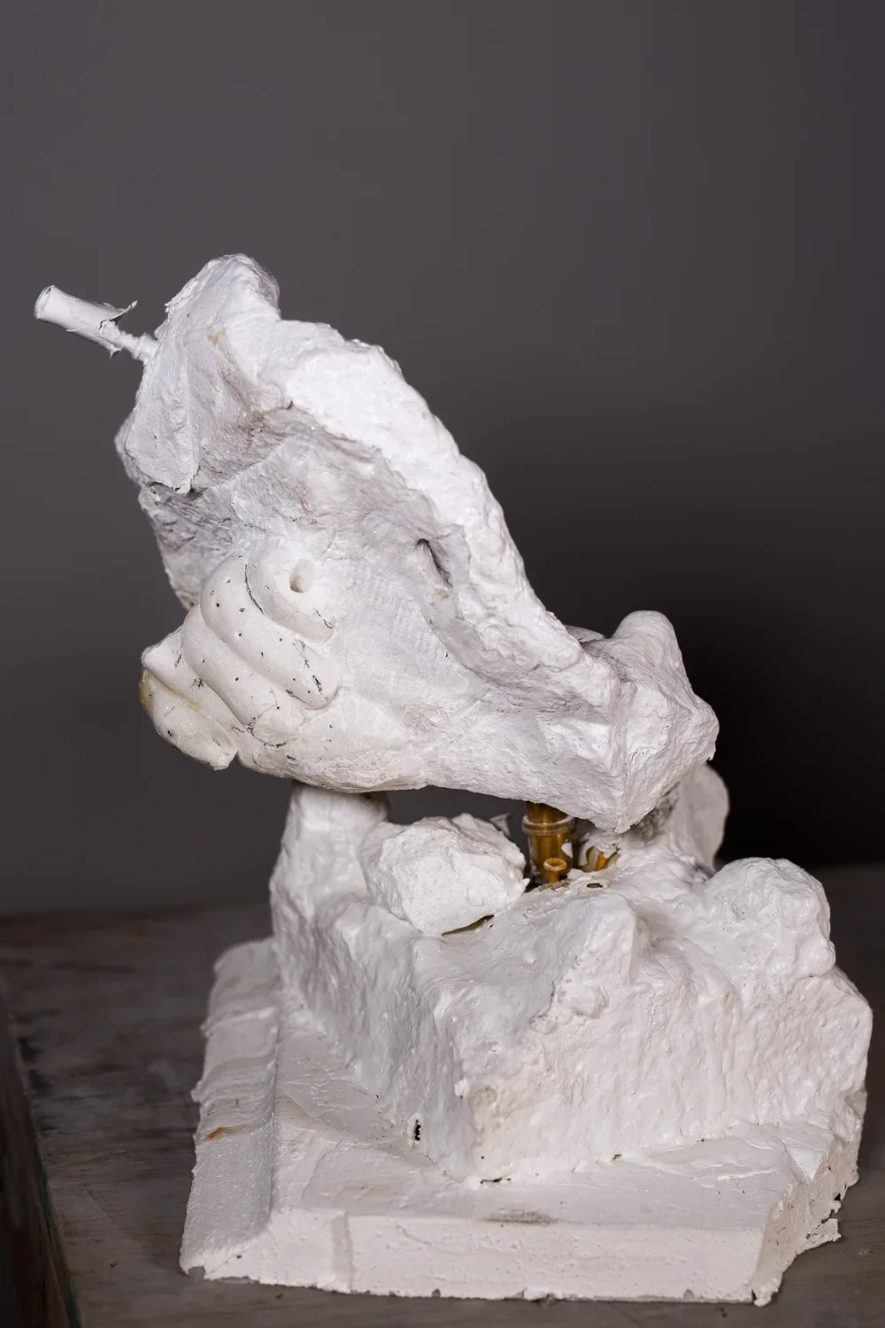 HAMZAT INCORPORATED 
got your nose
Marble
12 x 12 x 15 inches