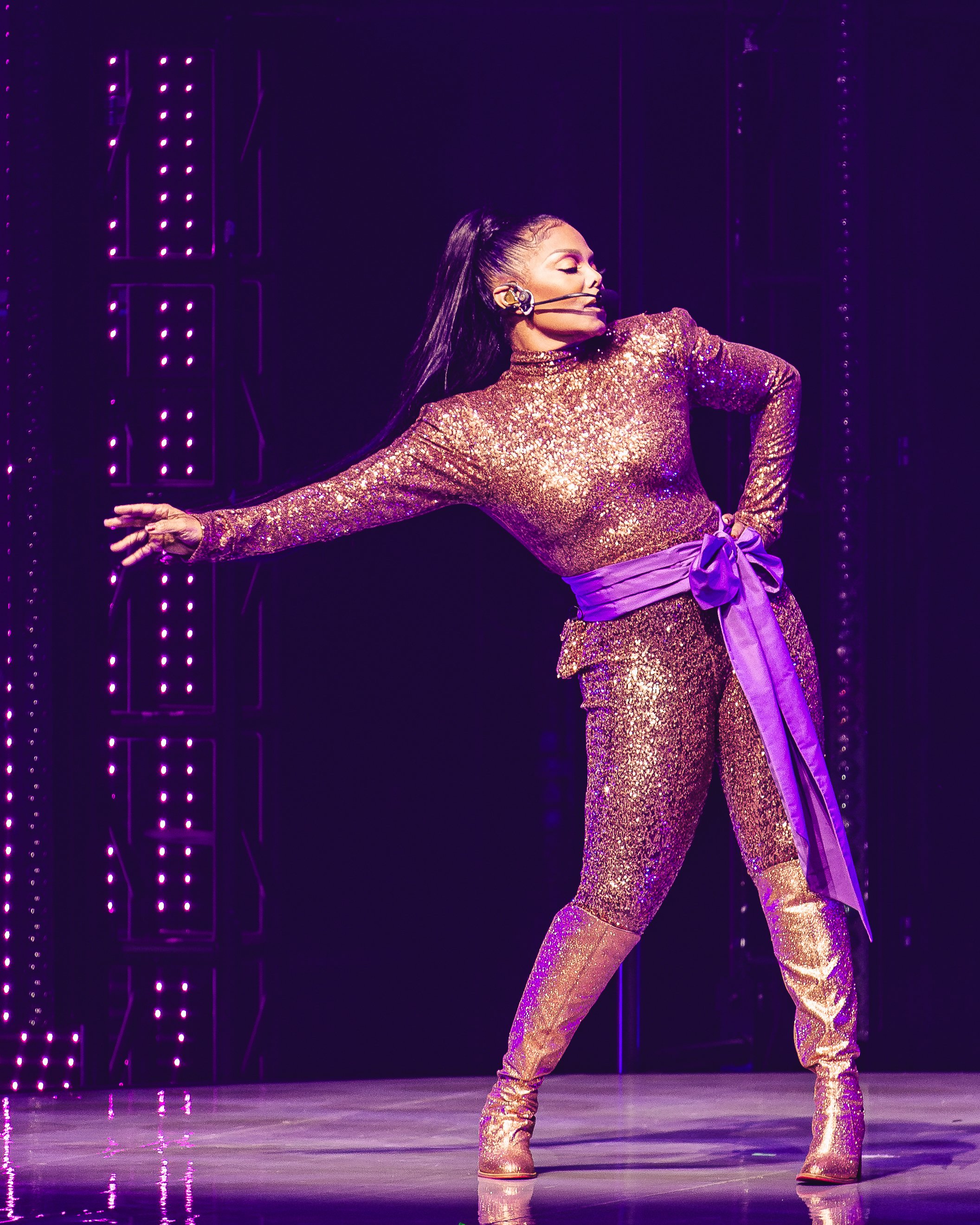 IMG_2355-Enhanced-NR-SHOPPED copy.jpg