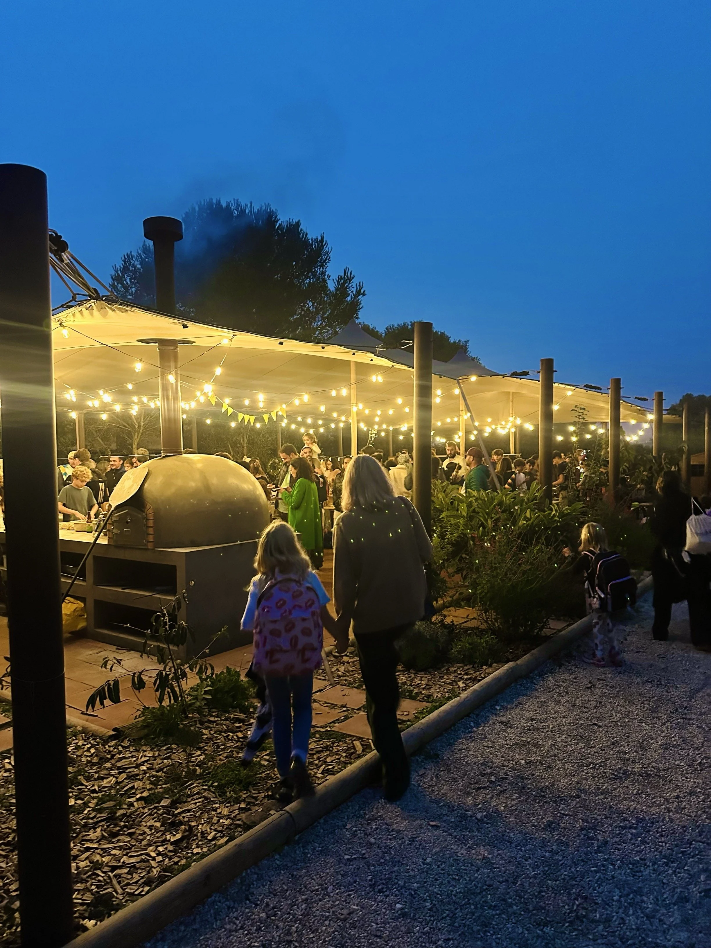 Another Amazing Edition of the Biomarket at Aprendizes School | Mais uma edição incrível do Bio Market na Escola Aprendizes