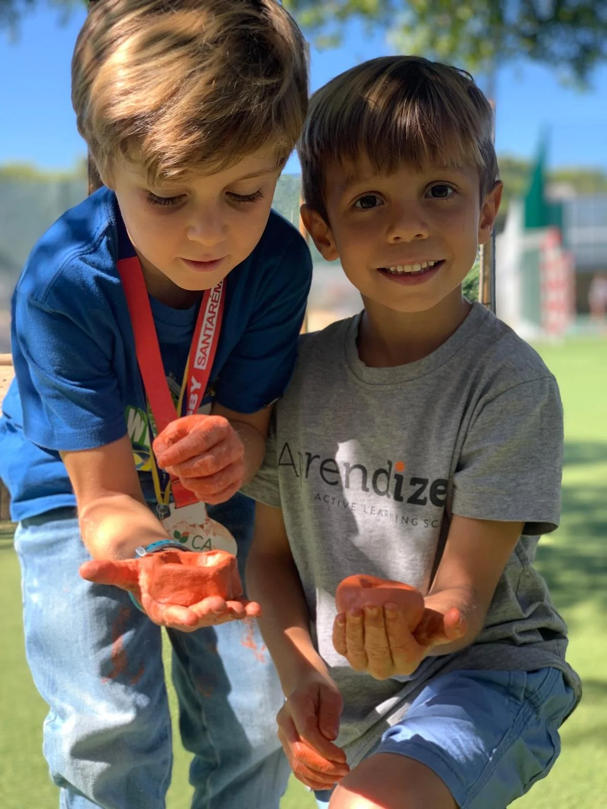  1C Art Class: Outdoor 3D Creativity |  Artes no 1ºC: Criatividade em 3D ao Ar Livre