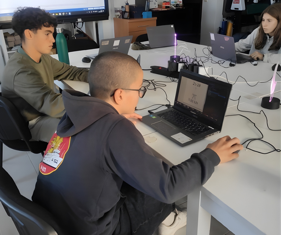 Creating with CAD &amp; CAM at INOVLABS Workshop | A Criar com CAD &amp; CAM no Workshop do INOVLABS