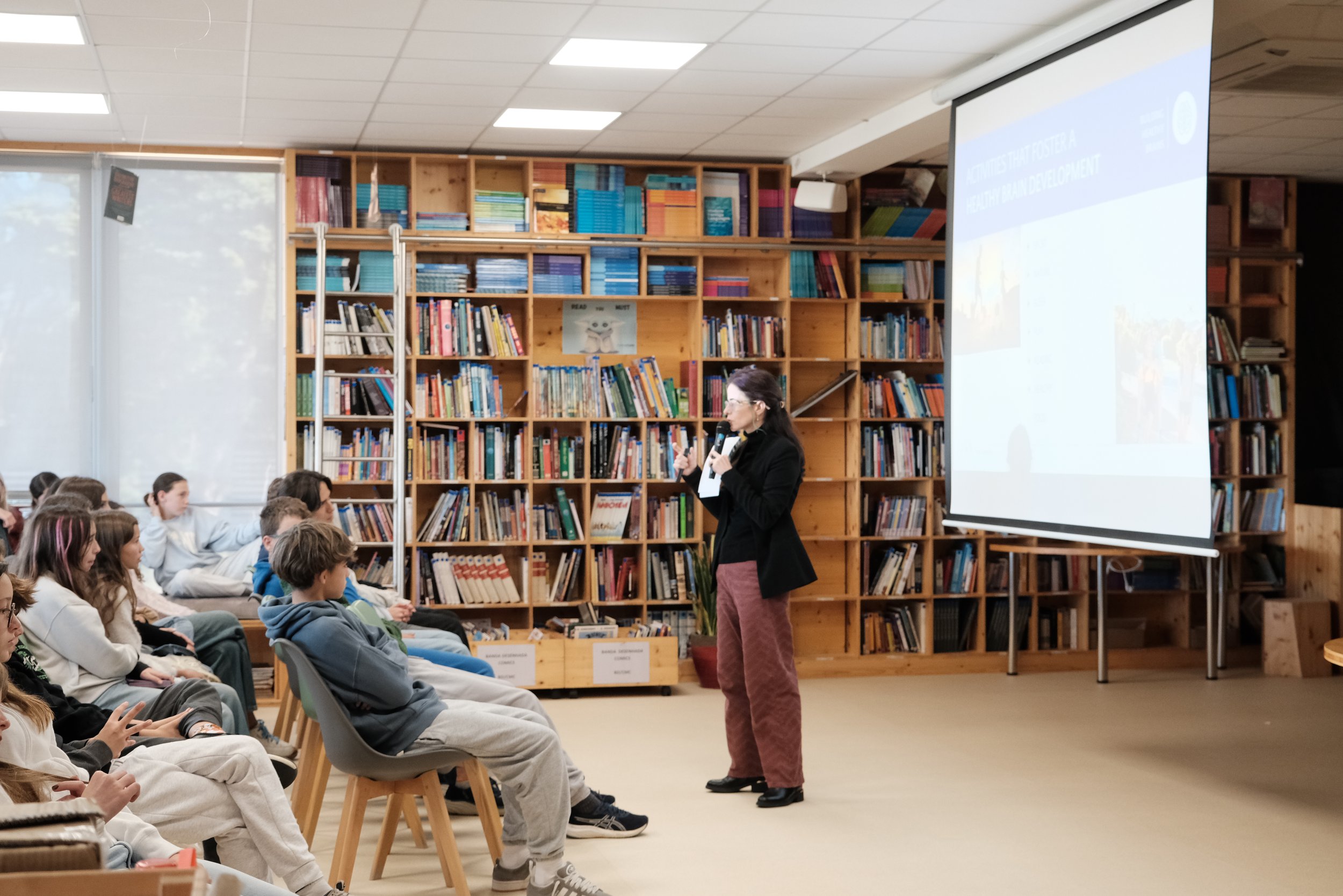 Fostering Healthy Screen Habits: Our Partnership with Mirabilis | Promover Hábitos Saudáveis de Uso de Ecrãs: A Nossa Parceria com a Mirabilis