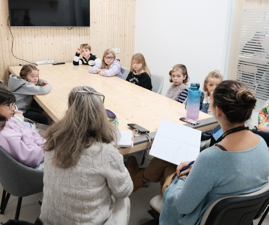 Primary Student Council: Ideas at Work | Conselho de Alunos da Primária: Ideias em Ação