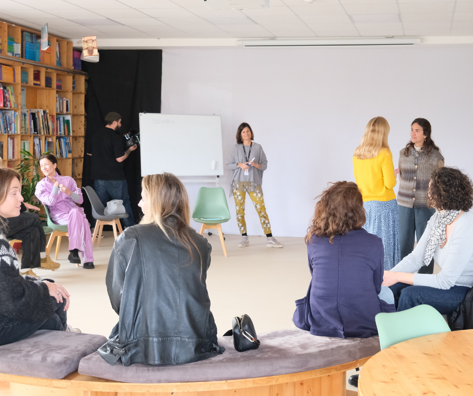 Roots &amp; Wings: Belonging Beyond Borders Workshop | Workshop Raízes e Asas: Pertencer Além das Fronteiras