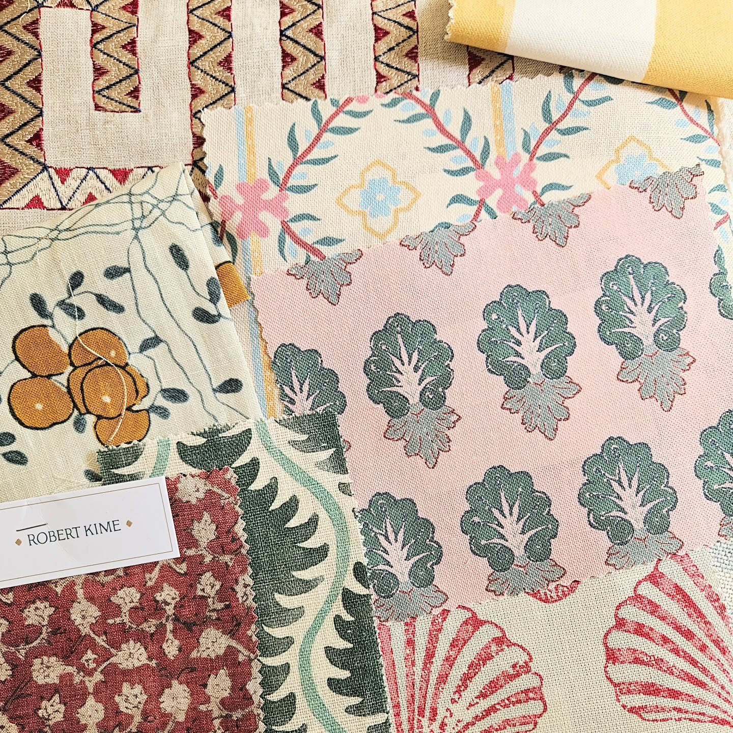 Some seriously beautiful fabrics occupying my desk at the moment.

#fabricsourcing #countryfurnishings #interiordecorator #curtainmaker #upholsterer #interiordesign #fabricscheme #robertkime #barnebygates #linwood #schumacher #Claremont #themewsfabri