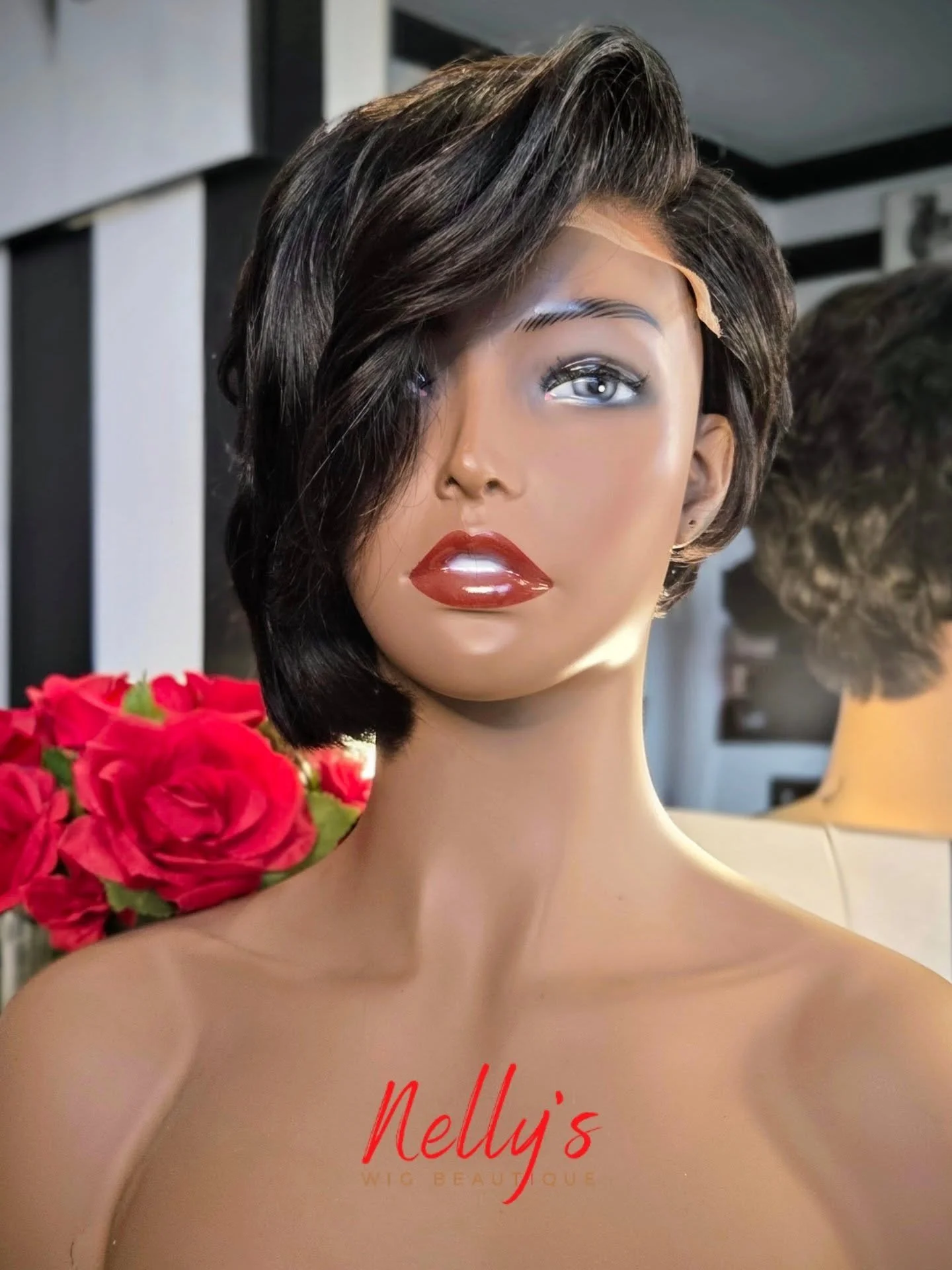 Bold. Soft. Unforgettable.

𝑻𝒉𝒆 𝑺𝒊𝒓𝒆𝒏 𝑷𝒊𝒙𝒊𝒆 is a striking asymmetrical pixie designed for the woman who wants elegance with a touch of edge. This style features a sleek, face-framing silhouette that creates a polished look from every ang