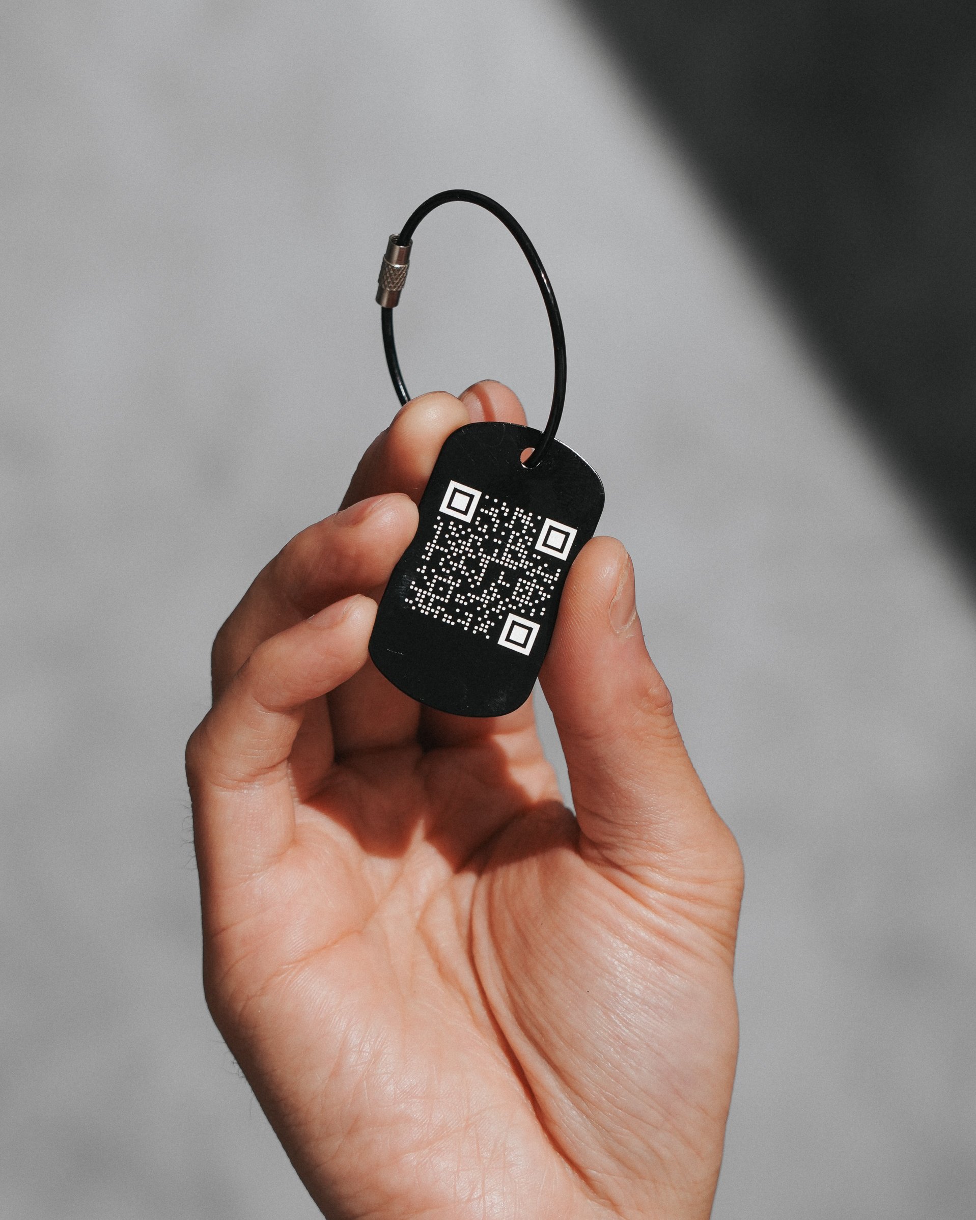 CUSTOM QR TAG