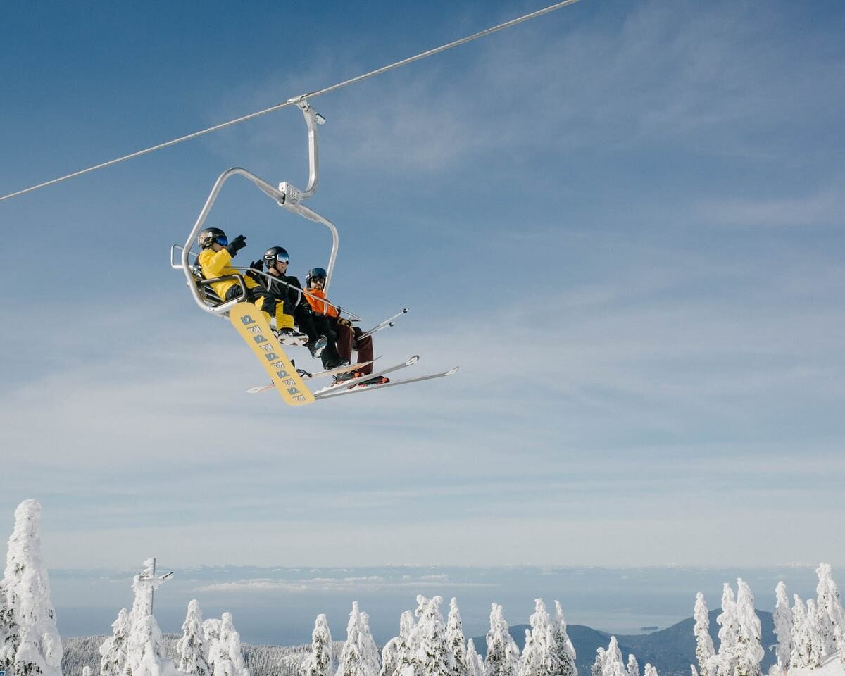 I&rsquo;ve been going up to Cypress alone this week to chase strangers around with my camera and trying to squeeze out those last few good ski days before the season ends. It feels good to finally be able to take pictures instead of solely focus on n