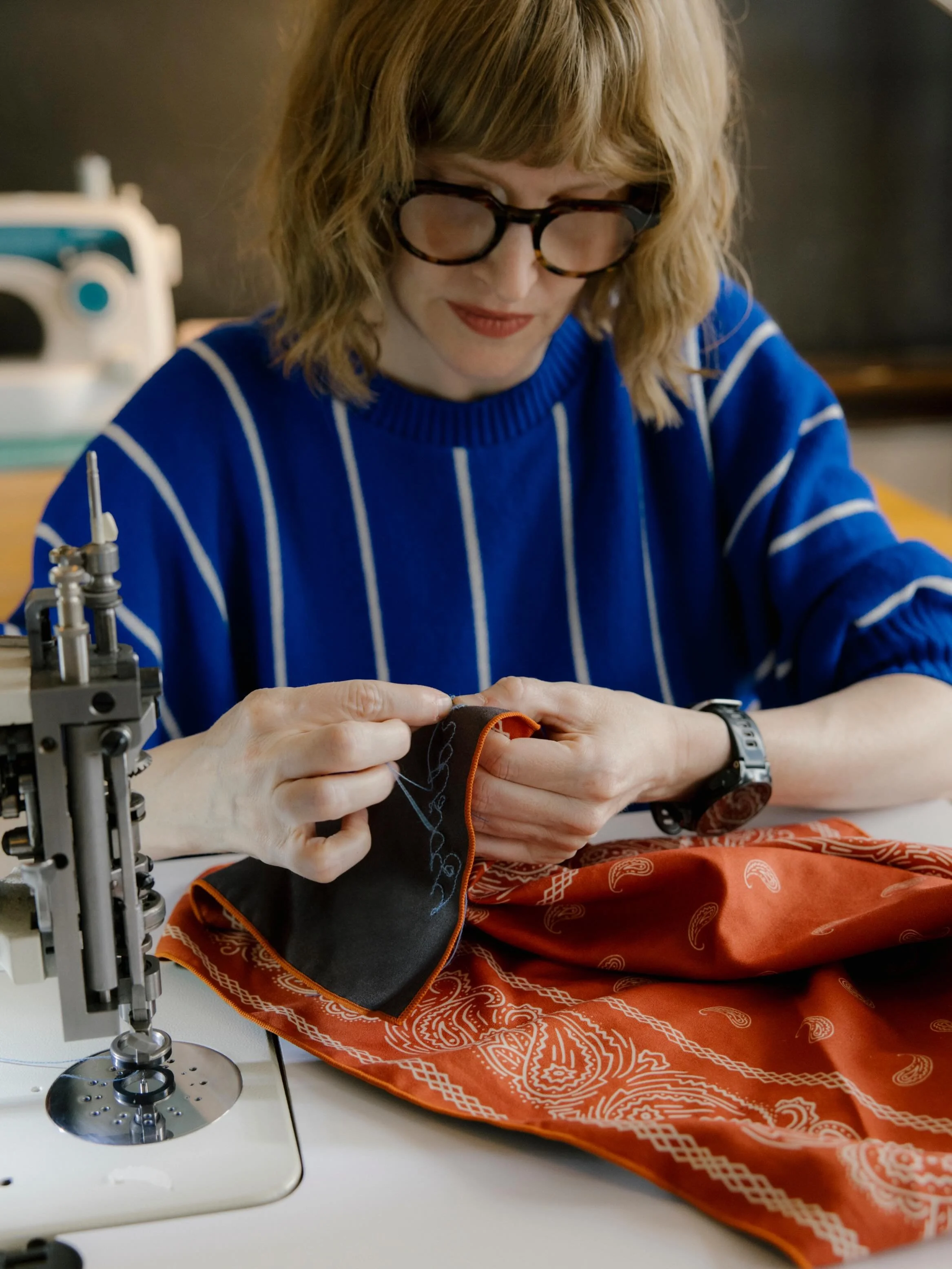 When I was in Philly I photographed Emily at her studio at the Bok Building (which could be a whole other post, woweee).
Emily is @loop.306, a chainstitch embroidery studio since 2024. I initially reached out to Emily because she seemed VIBRANT, crea