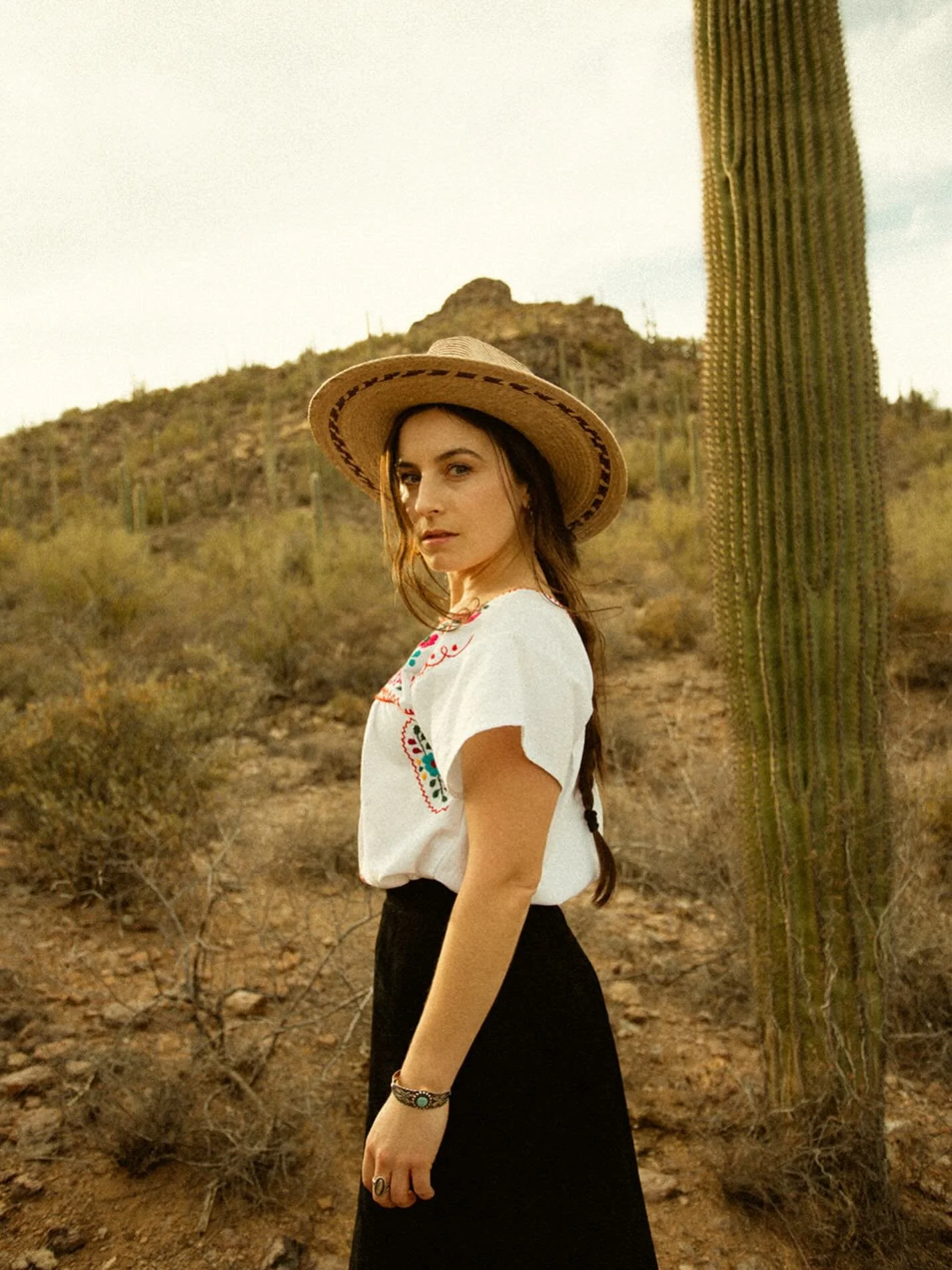 Hi all 🤎. Next week on Wednesday, I&rsquo;ll be sending out a private email with a link for a first purchase, to my first single, off of my first full length record&hellip;first first first! Releasing art pre-streaming is fashionably IN, and for goo