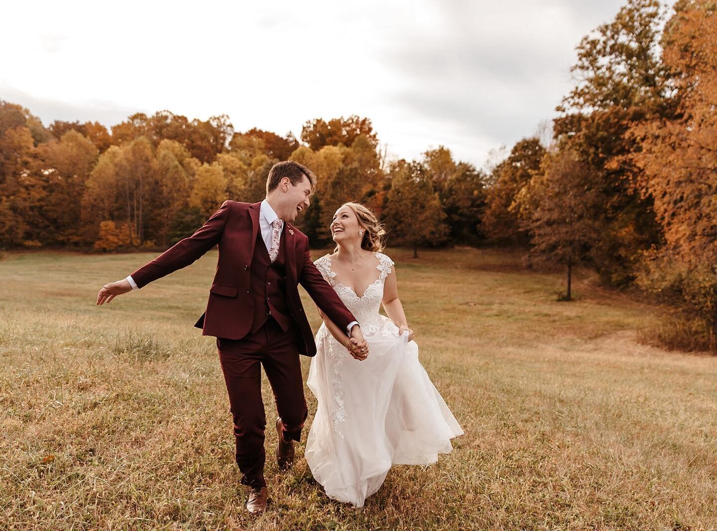 Crazy for you

Officiant- Jillian Patterson
Catering- Fistful of Tacos
Bakery- Elsie Mae's Canning &amp; Pies
Invitation- Zola
Gown- Ivory Rose Bridal Boutique
Suits- Ivory Rose Bridal Boutique
DJ- Spectrum Sound 
Coordinator- Beth Goins
HMUA- Meraki