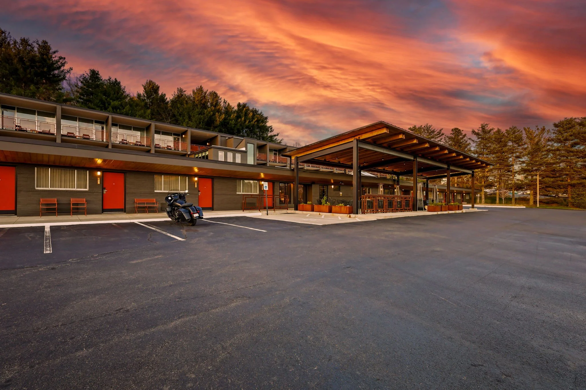 43-web-or-mls-1377-blowing-rock-rd.jpg