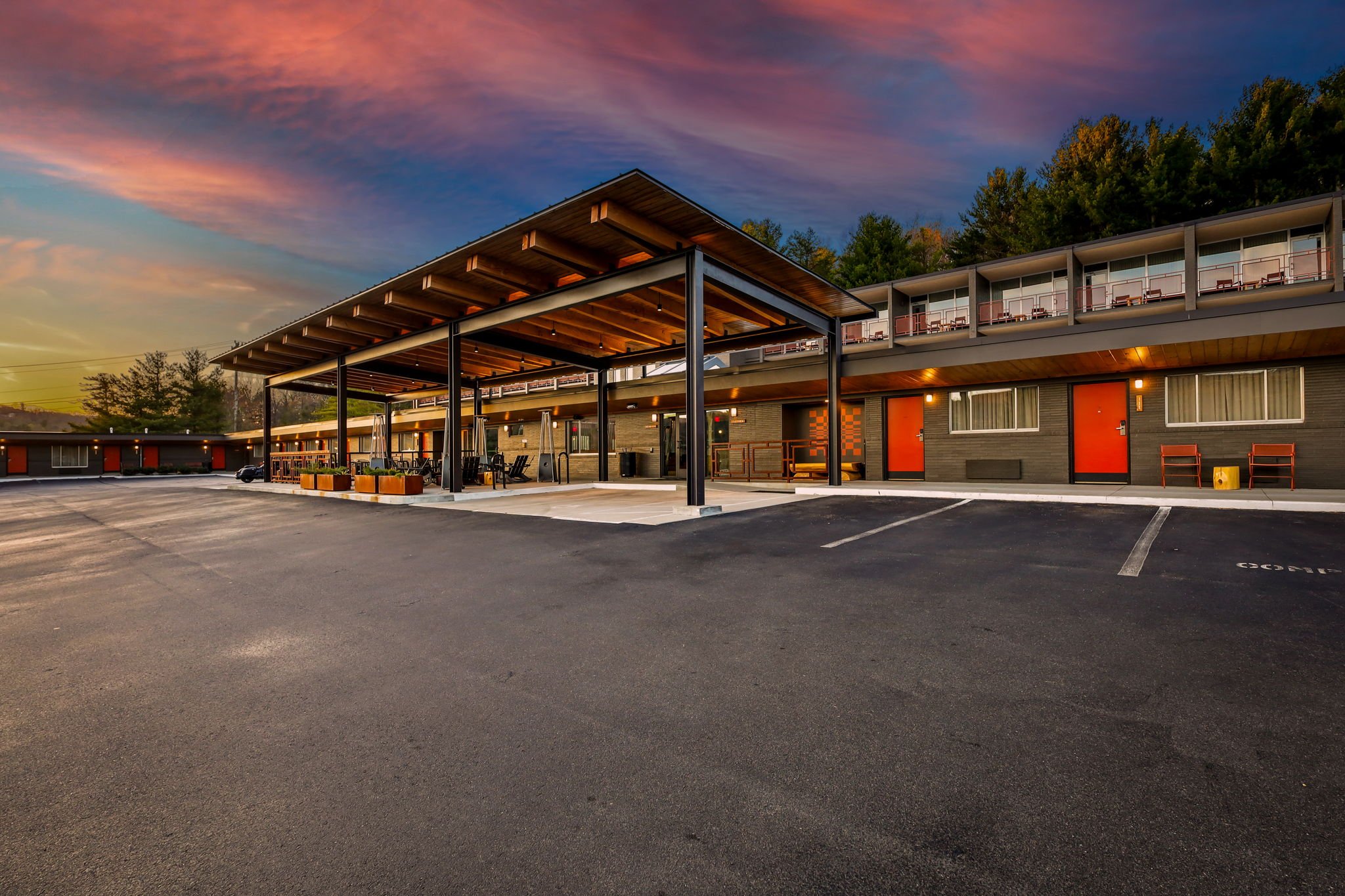 44-web-or-mls-1377-blowing-rock-rd.jpg